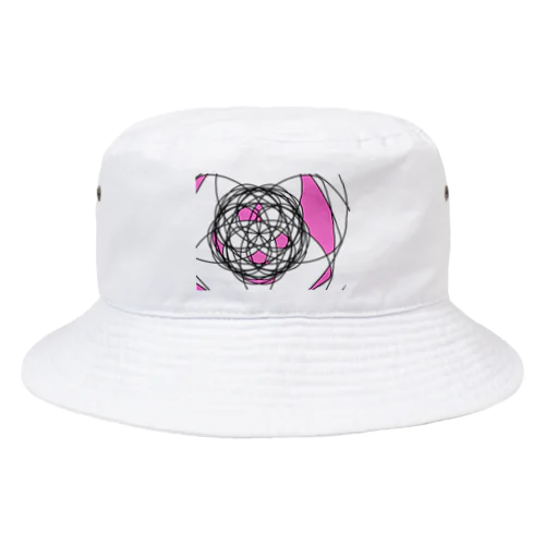 変わったおしゃれ Bucket Hat