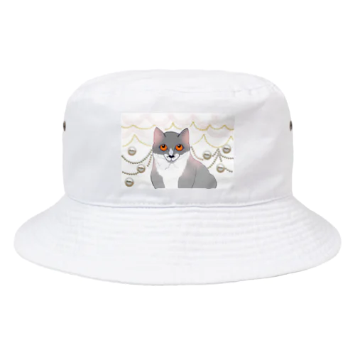 愛らしい子猫の上目遣い Bucket Hat