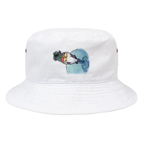 魚の口内でスープを作るダイバー Bucket Hat