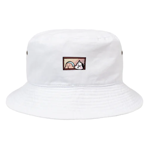 びぃ助と犬の窓からひょっこり Bucket Hat