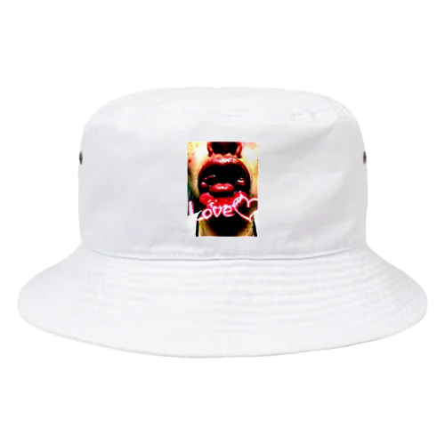 KANARI TOSHICO Bucket Hat