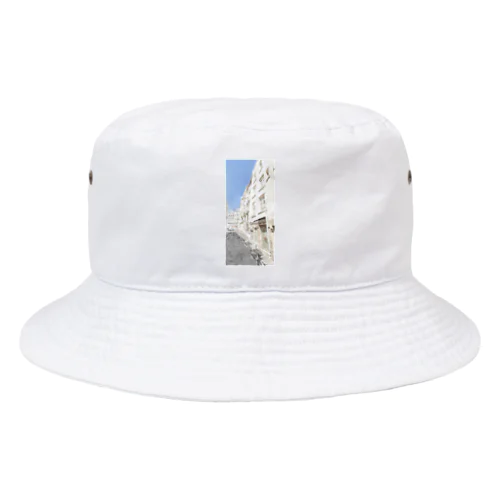 Green door Bucket Hat