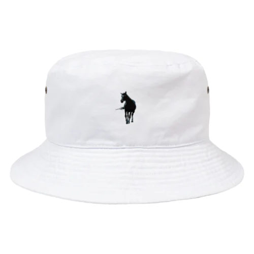 風になびく馬 Bucket Hat