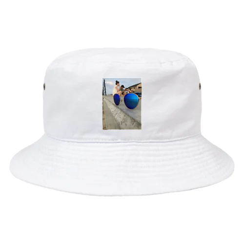 サングラスと夏休み Bucket Hat