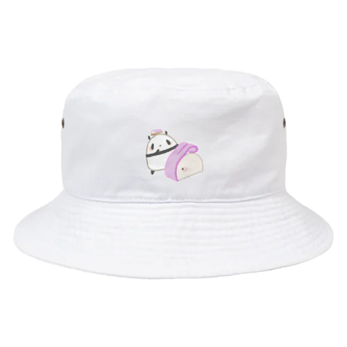 かまぼこが持つポテンシャルにほれぼれするパンダ Bucket Hat