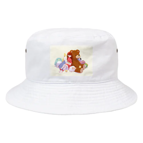 友達がいっぱいな女の子 Bucket Hat