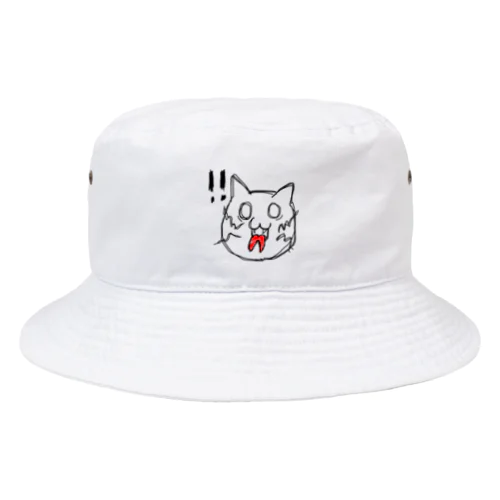 狂う猫 (驚) Bucket Hat