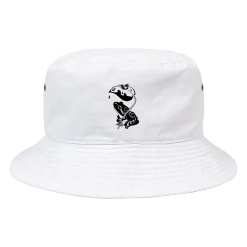 雨降る日に Bucket Hat