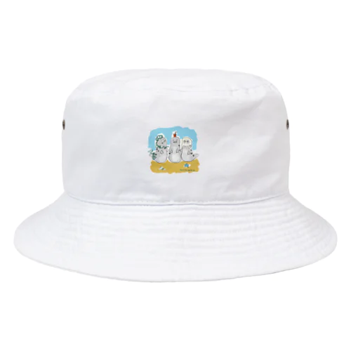 海ゴミに悩むアザラシ3兄弟 Bucket Hat