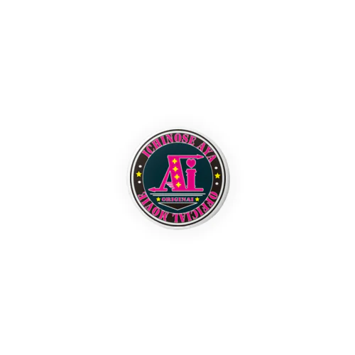 一ノ瀬彩:LOGO_IDOL風【英語】 Tシャツ Tin Badge