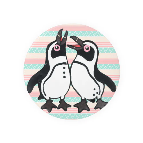 仲良く鳴き合うケープペンギン🐧背景ありB Tin Badge