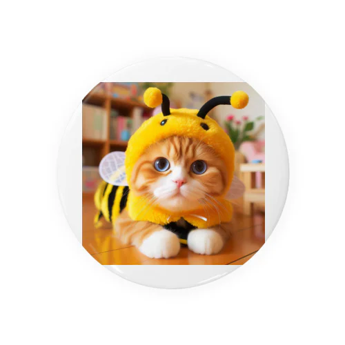 ミツバチ🐝のコスプレをした🐱にゃんこ🐾 Tin Badge