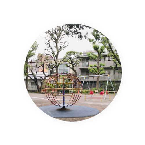 公園の回転遊具 Tin Badge