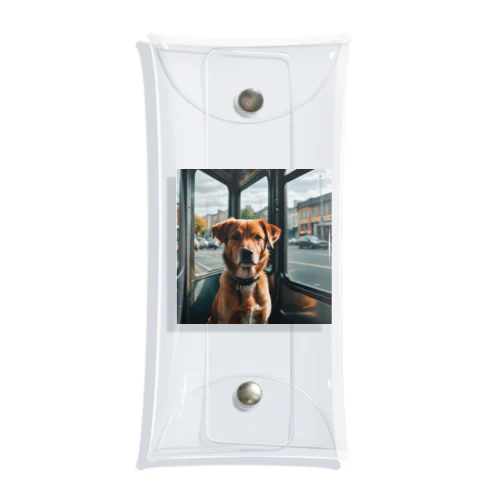 バスの中で座る犬 dog sitting on the bus Clear Multipurpose Case