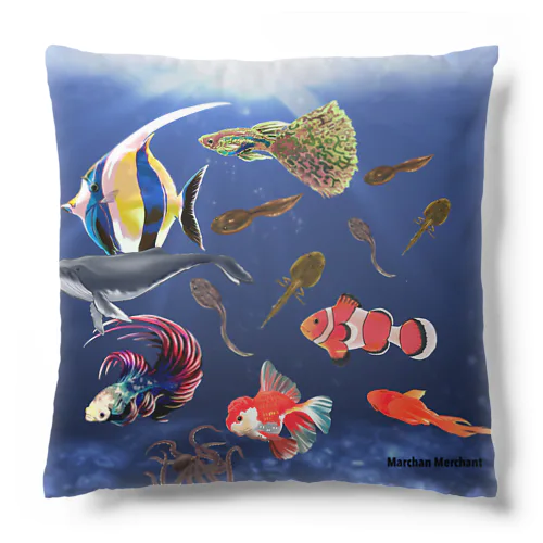 Marchan 海に行く Cushion