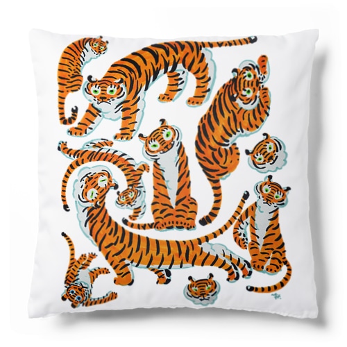 トラちゃんまみれ Cushion