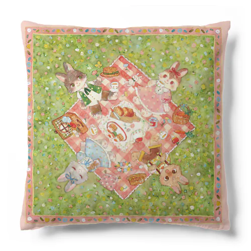 お花畑でピクニック Cushion