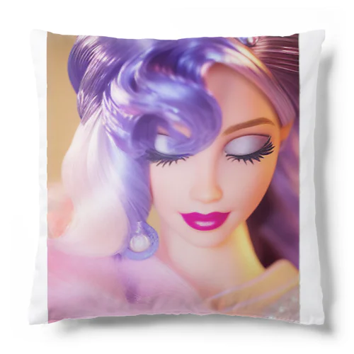 universal princess Éléna Cushion