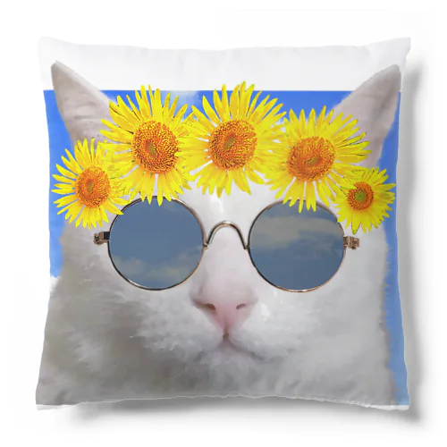 夏を満喫する猫 Cushion