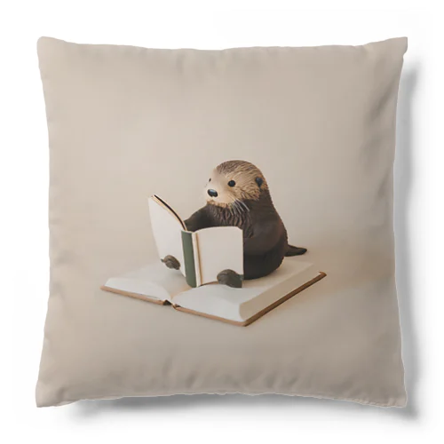 本だいすきラッコくん🦦 Cushion