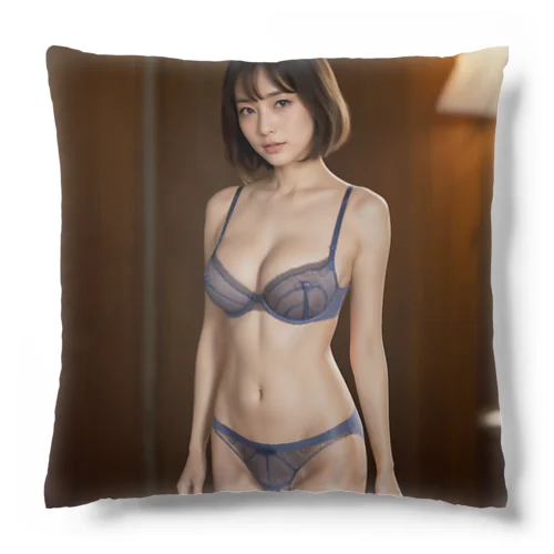 佐藤 麻衣  Cushion