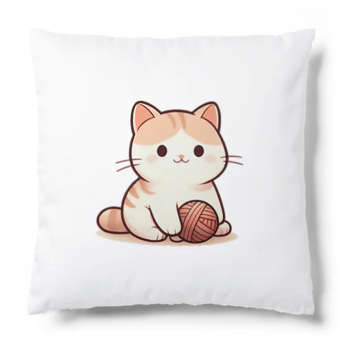 ふわふわの愛らしい猫ちゃんと毛糸玉 Cushion