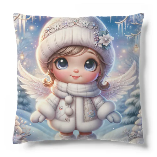冬の微笑み：雪景色を照らす天使の子 クッション