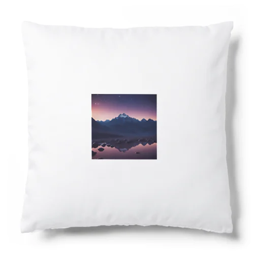 星明かりに包まれた夜の山々 Cushion