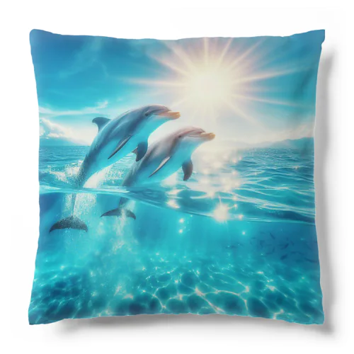 美しい海とイルカ🐬✨ Cushion