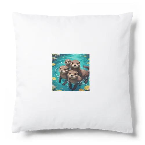 水遊びする親子カワウソ Cushion