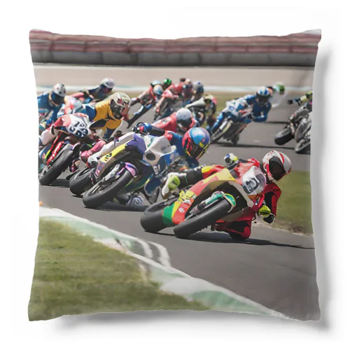 疾風を切り裂く - サーキットの英雄たち Cushion