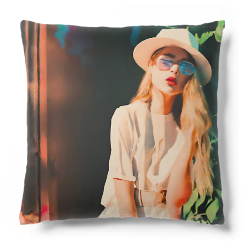 girl１ Cushion