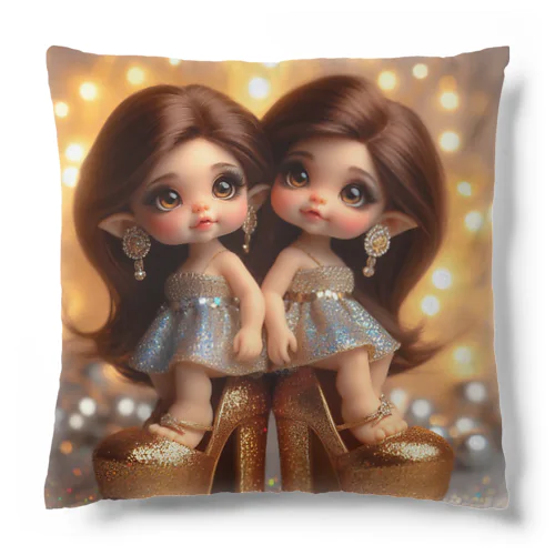 双子の可愛い女の子💍 Cushion