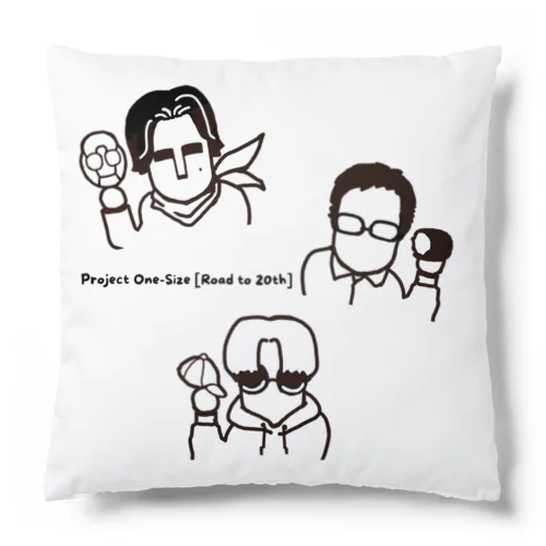 ３人の個性をギュッと集結 Cushion
