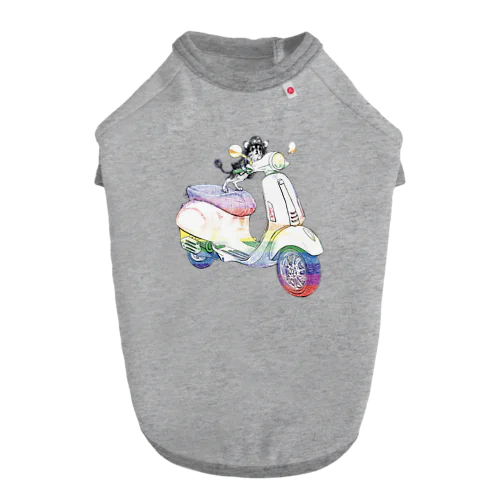 チワワのすっちゃんバイクに乗る〜レインボーバージョン〜 Dog T-shirt