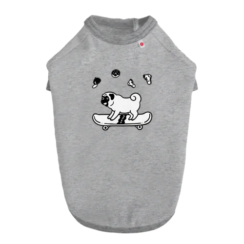 GOGO スケボー　フォーン　パグ Dog T-shirt