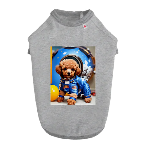 宙飛行士のような姿で登場!! Dog T-shirt