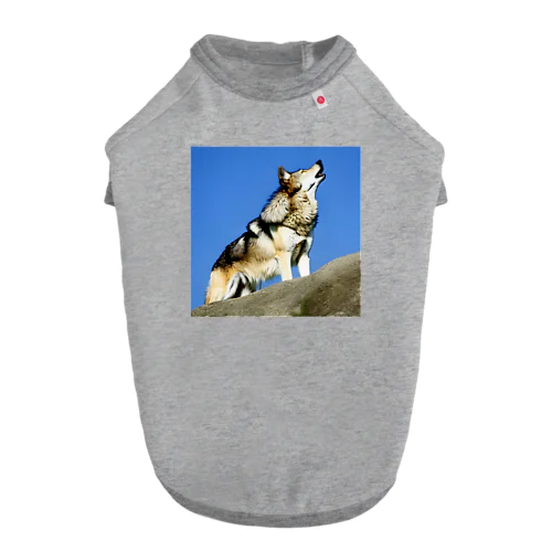 吠えるオオカミ Dog T-shirt