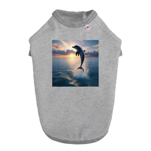 夕日とイルカ🐬🌅 ドッグTシャツ