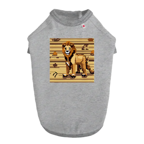 走り去るライオンの足跡の部分 Dog T-shirt