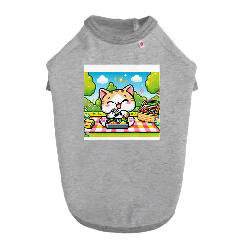 遠足の楽しいお弁当タイム Dog T-shirt