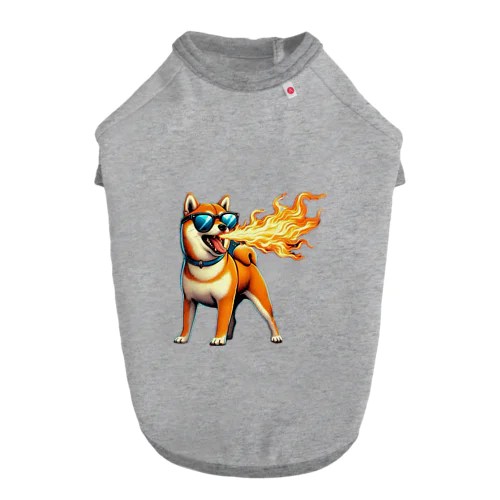 火を吹く柴犬 Dog T-shirt