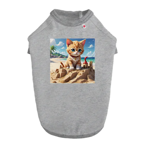 砂の城で遊ぶ猫 Dog T-shirt