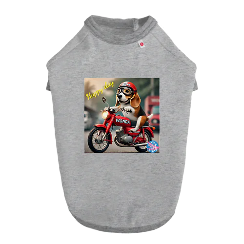 バイクに乗るビーグル Dog T-shirt