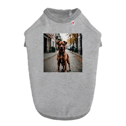 強くて独立心旺盛な犬を写した素敵な写真🐕✨ ドッグTシャツ