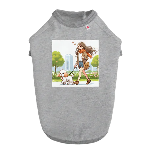 かわいい犬と散歩をする女性 Dog T-shirt