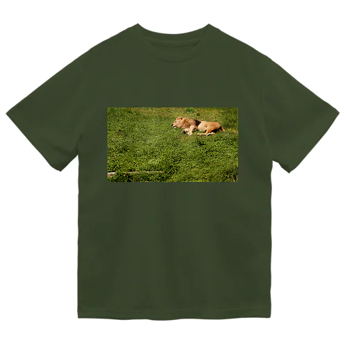 草原のライオン Dry T-Shirt