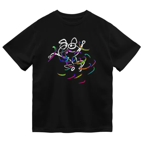 カラフル　パグ　ダンシング（ホワイト） ドライTシャツ