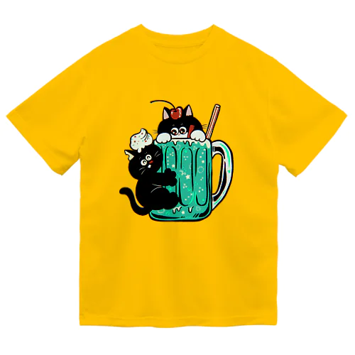 メガジョッキクリームソーダと猫 Dry T-Shirt