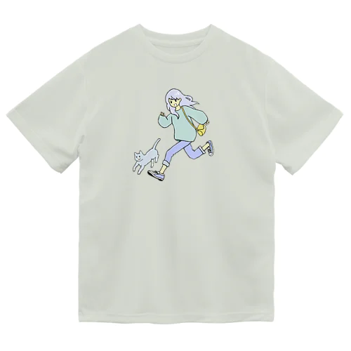 女の子と猫走る Dry T-Shirt